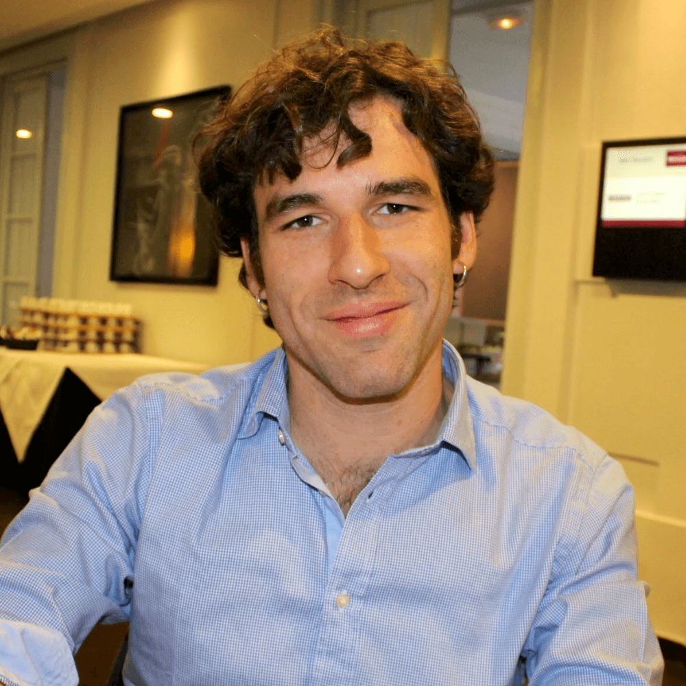 Guest - Jordi Lafebre