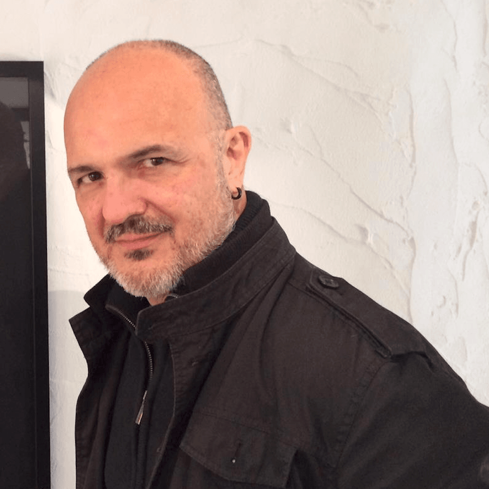 Guest - Oscar Martín