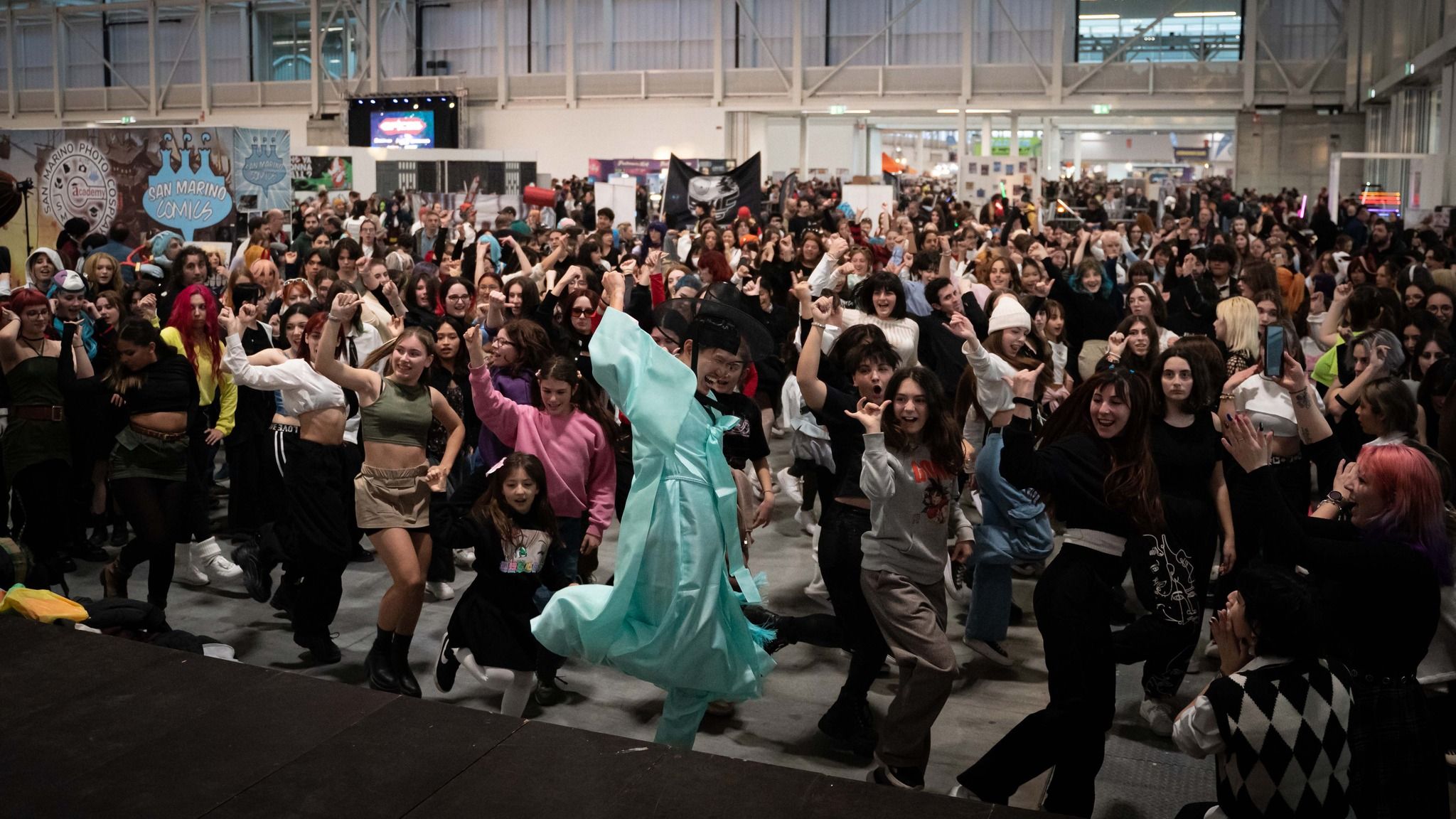 random dance (1) (1).jpg